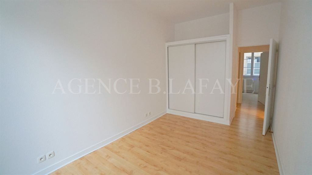 apartment 3 rooms for rent on BORDEAUX (33000)