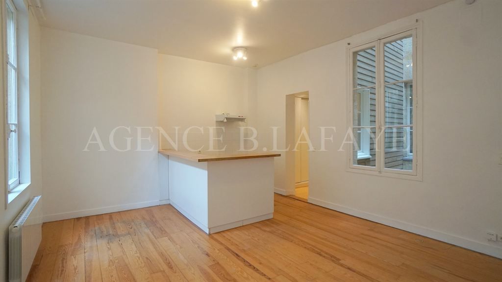 apartment 2 rooms for rent on BORDEAUX (33000)