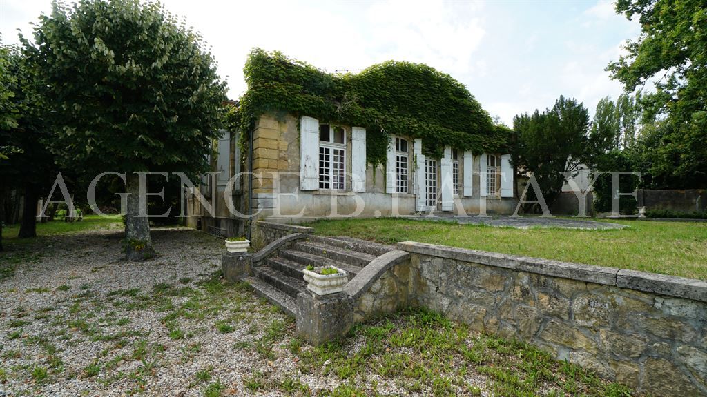 property 13 rooms for sale on BORDEAUX (33000)