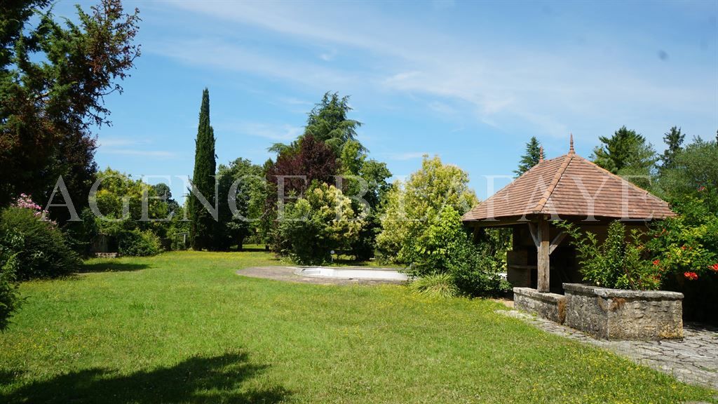 property 13 rooms for sale on BORDEAUX (33000)