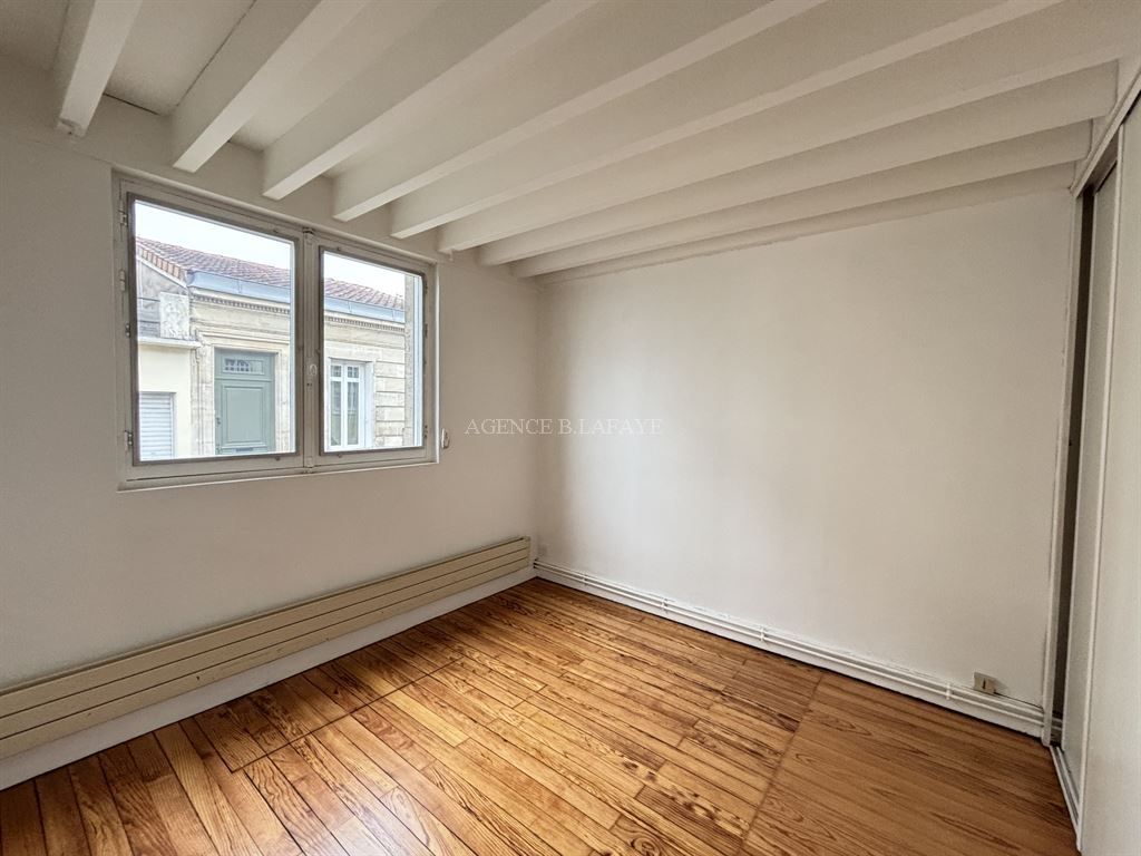 house 4 rooms for rent on TALENCE (33400)
