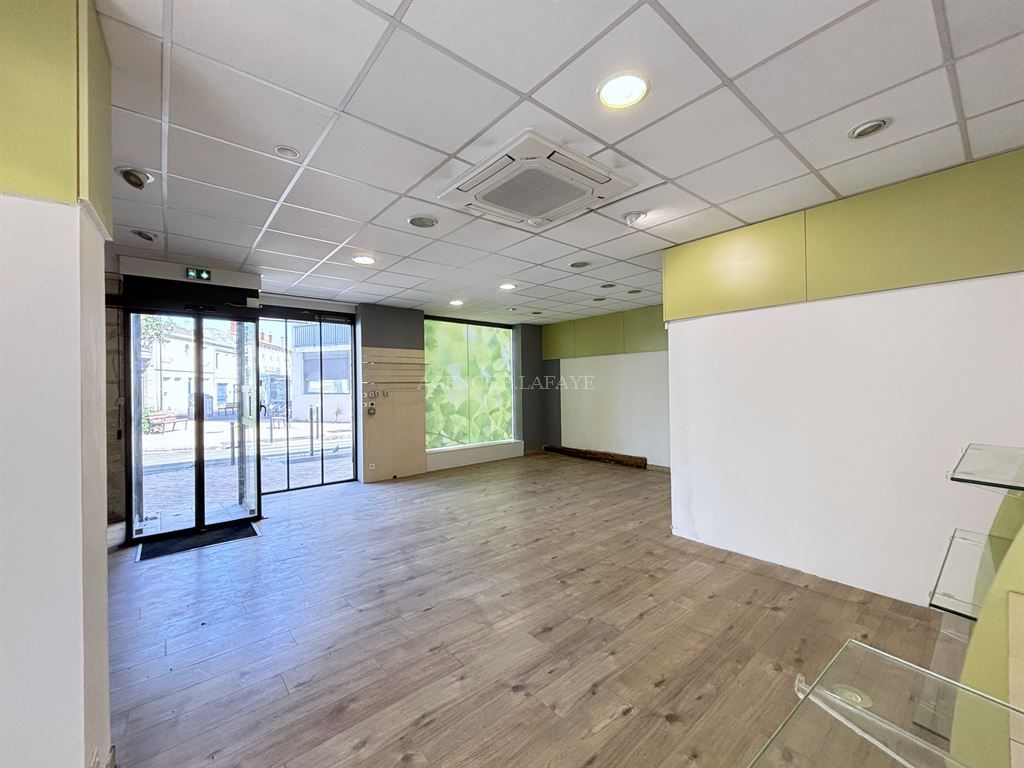 commercial local for rent on BORDEAUX (33800)