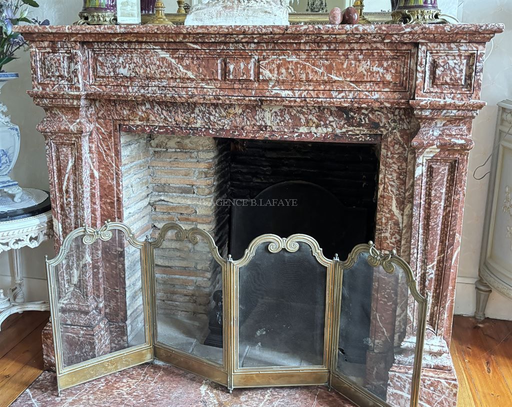 apartment 4 rooms for sale on BORDEAUX (33000)