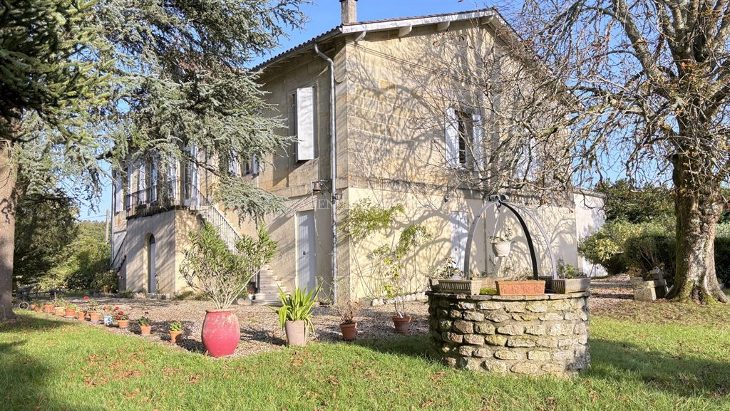 property 9 rooms for sale on BORDEAUX (33000)
