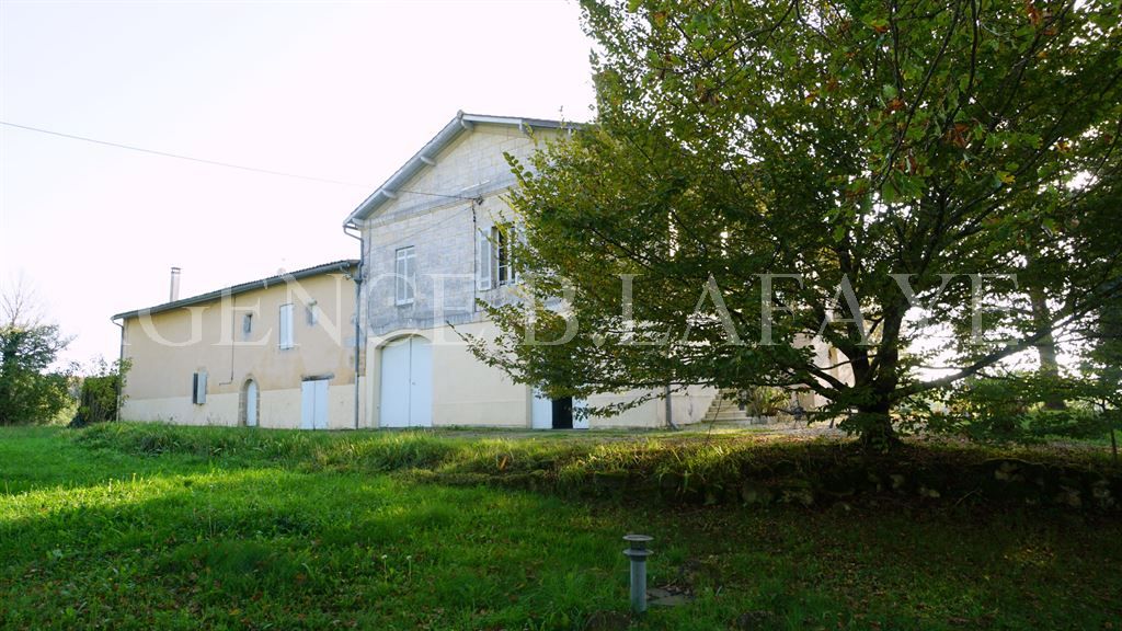 property 9 rooms for sale on BORDEAUX (33000)
