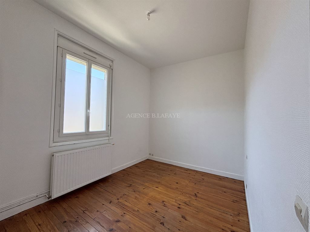 apartment 3 rooms for rent on TALENCE (33400)