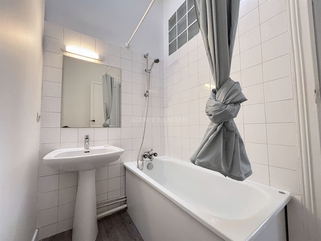 apartment 3 rooms for rent on TALENCE (33400)