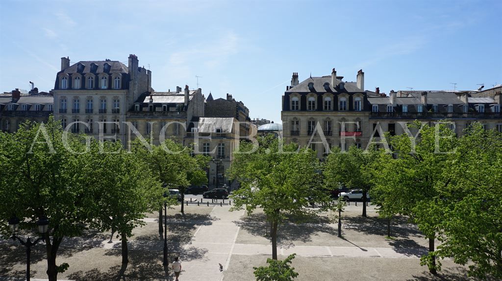 apartment 7 rooms for rent on BORDEAUX (33000)