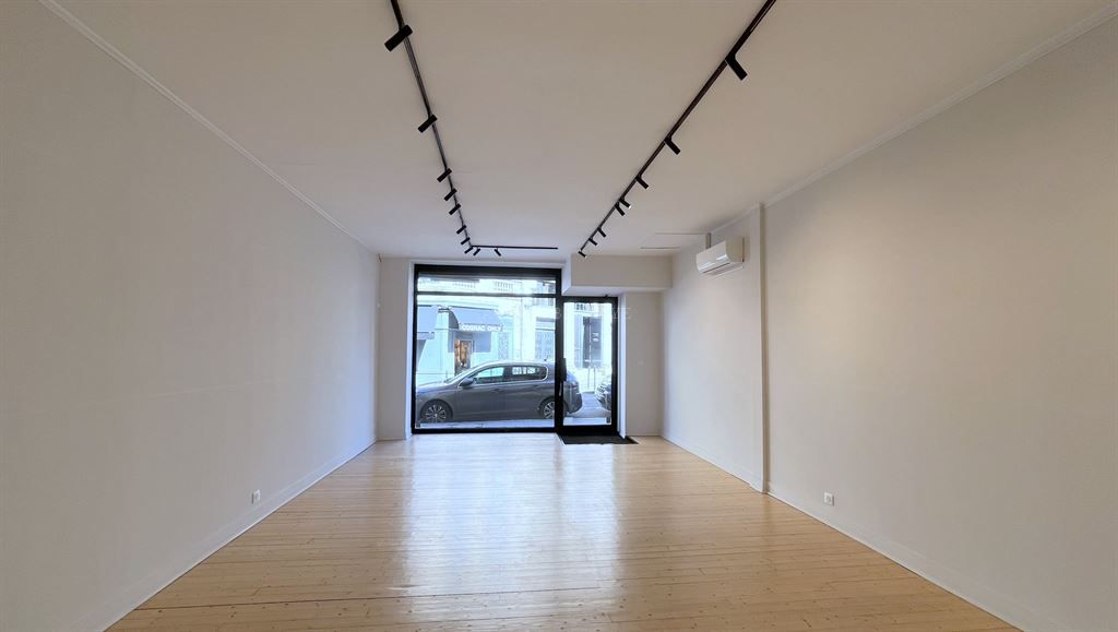 commercial local for rent on BORDEAUX (33000)