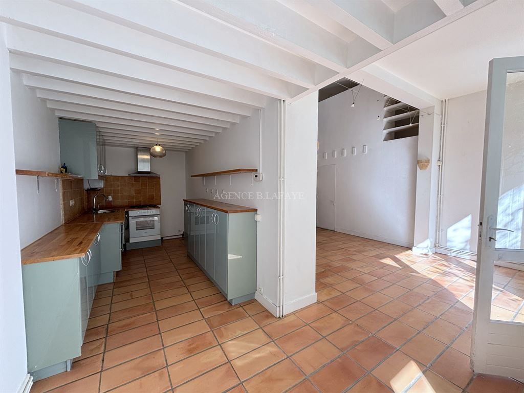 house 4 rooms for rent on BORDEAUX (33000)