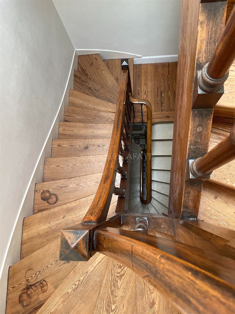 house 6 rooms for sale on BORDEAUX (33000)