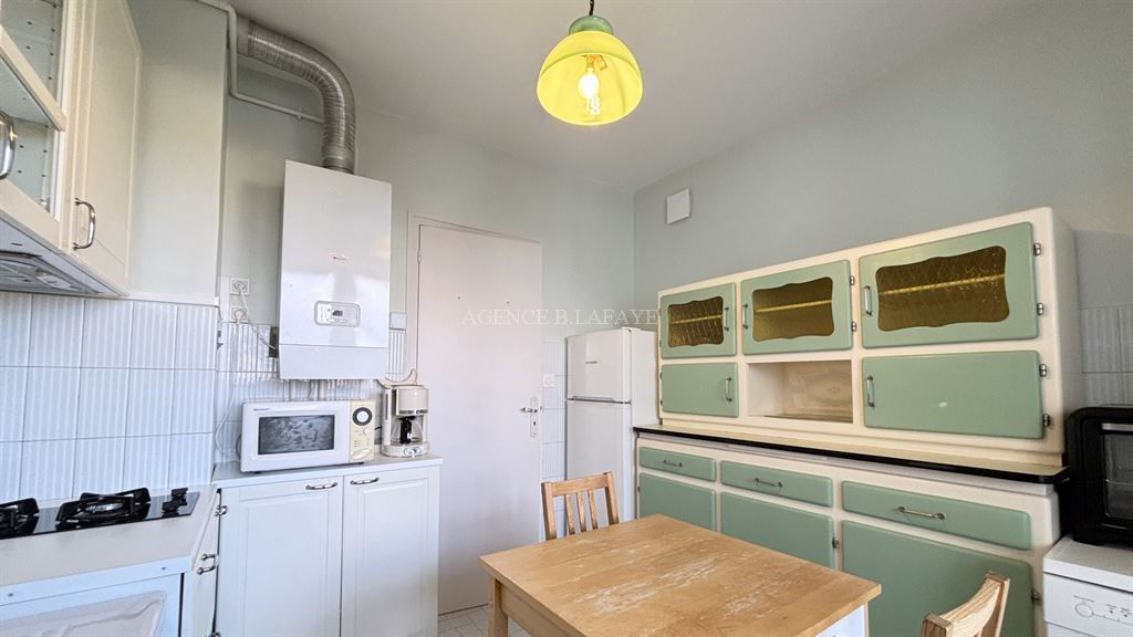 apartment 3 rooms for rent on BORDEAUX (33200)