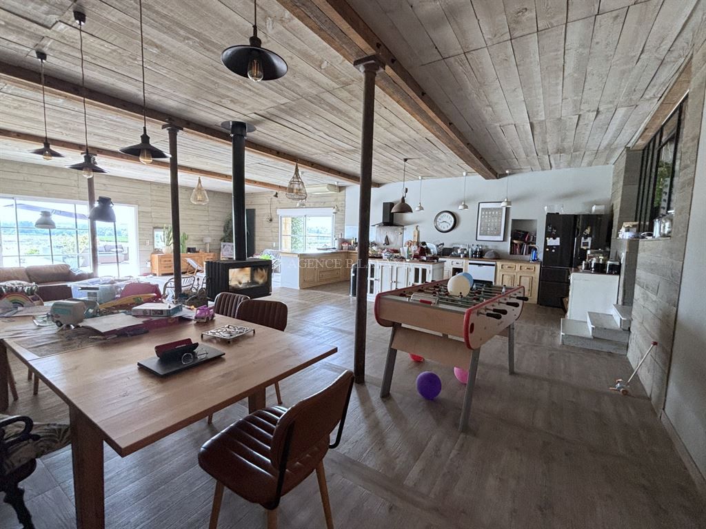 property 7 rooms for sale on BORDEAUX (33000)