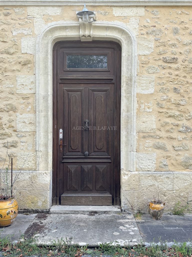 property 7 rooms for sale on BORDEAUX (33000)