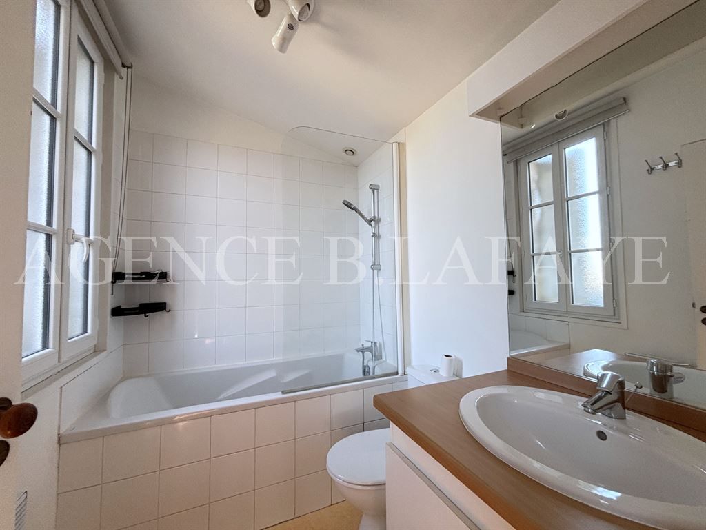 studio for rent on BORDEAUX (33000)