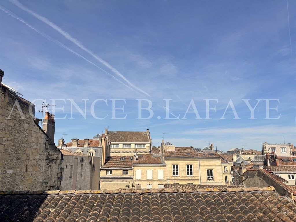 studio for rent on BORDEAUX (33000)