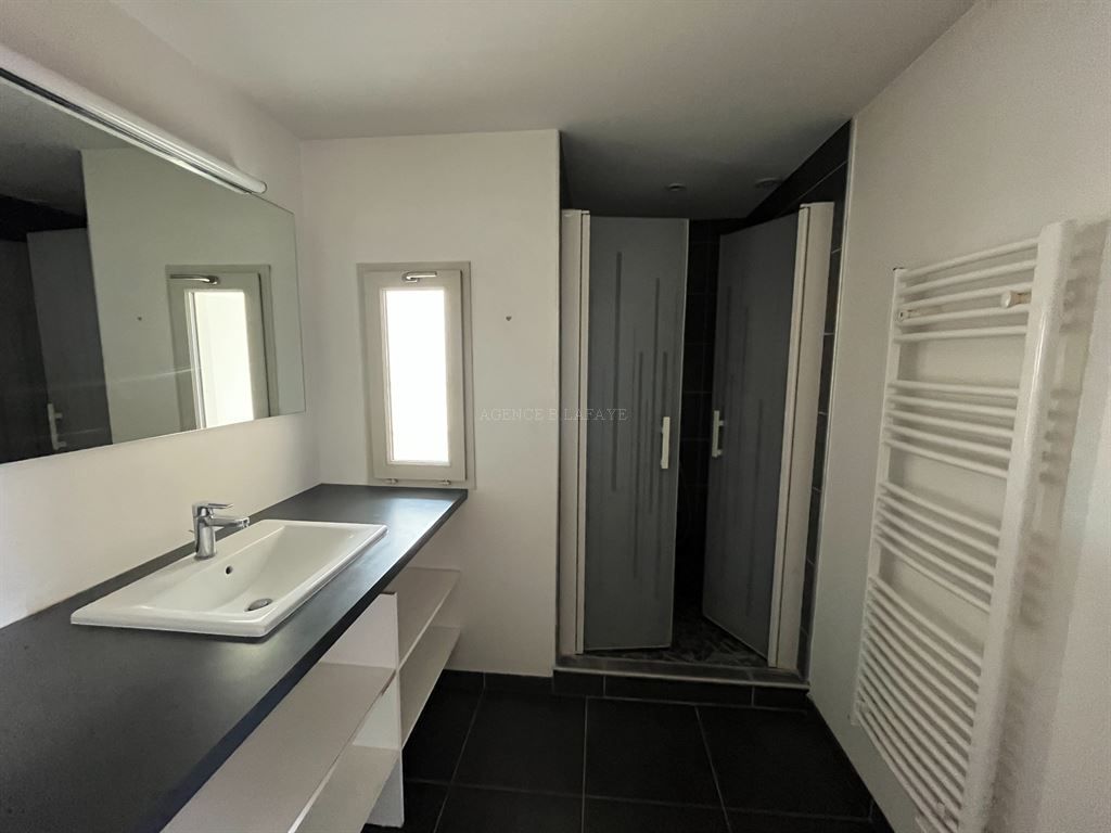 apartment 2 rooms for rent on BORDEAUX (33000)