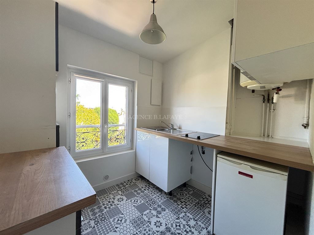 apartment 2 rooms for rent on BORDEAUX (33000)