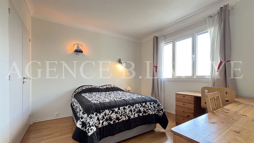 apartment 3 rooms for rent on BORDEAUX (33200)