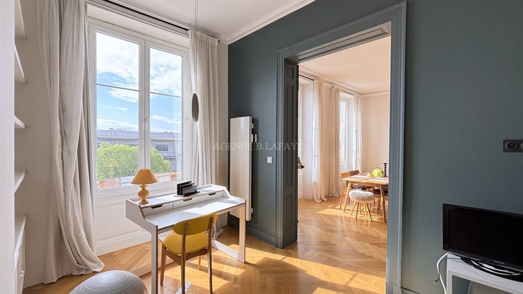 apartment 3 rooms for rent on BORDEAUX (33000)