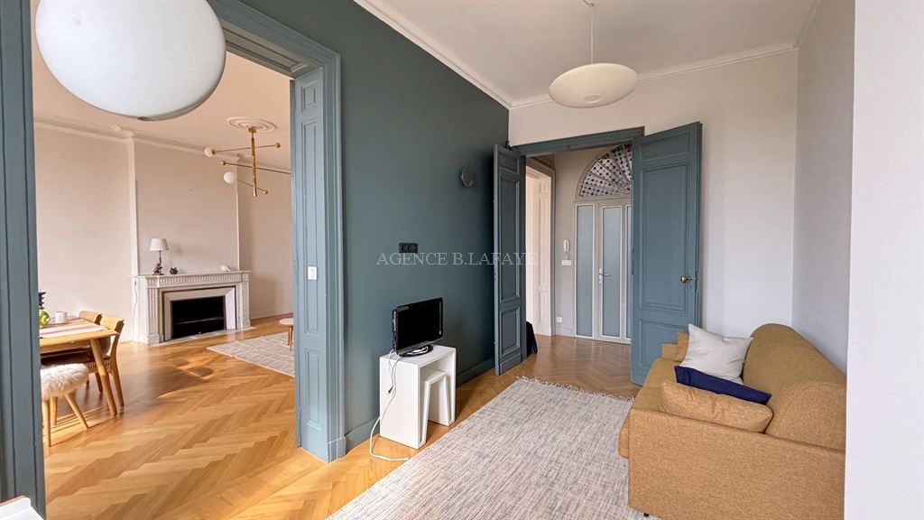 apartment 3 rooms for rent on BORDEAUX (33000)