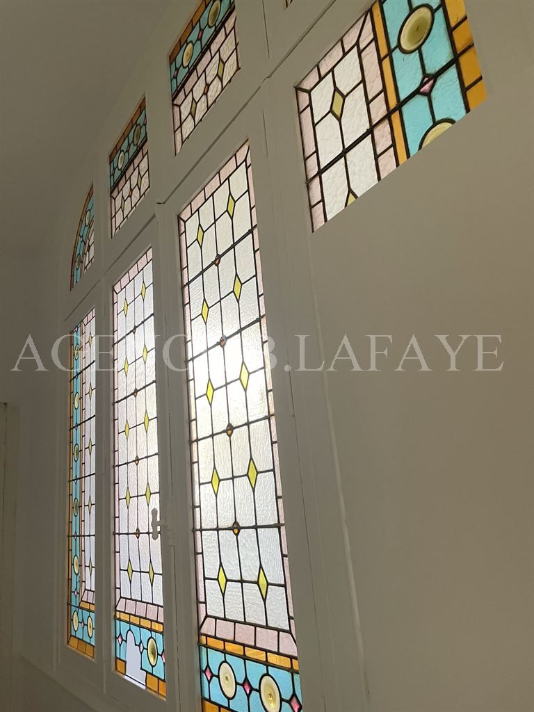 apartment 4 rooms for sale on BORDEAUX (33000)
