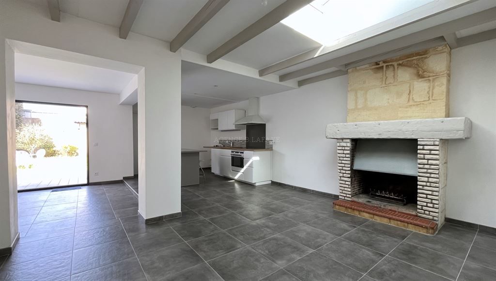 house 4 rooms for rent on BORDEAUX (33000)