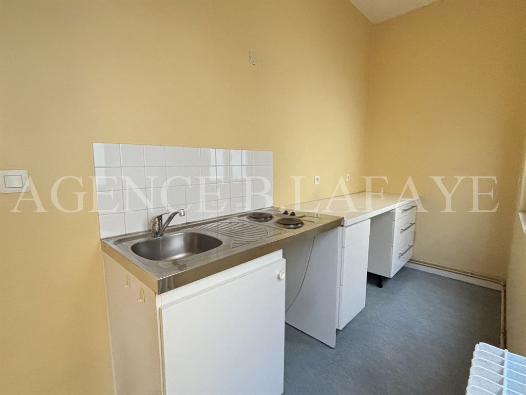 apartment 2 rooms for rent on BORDEAUX (33000)