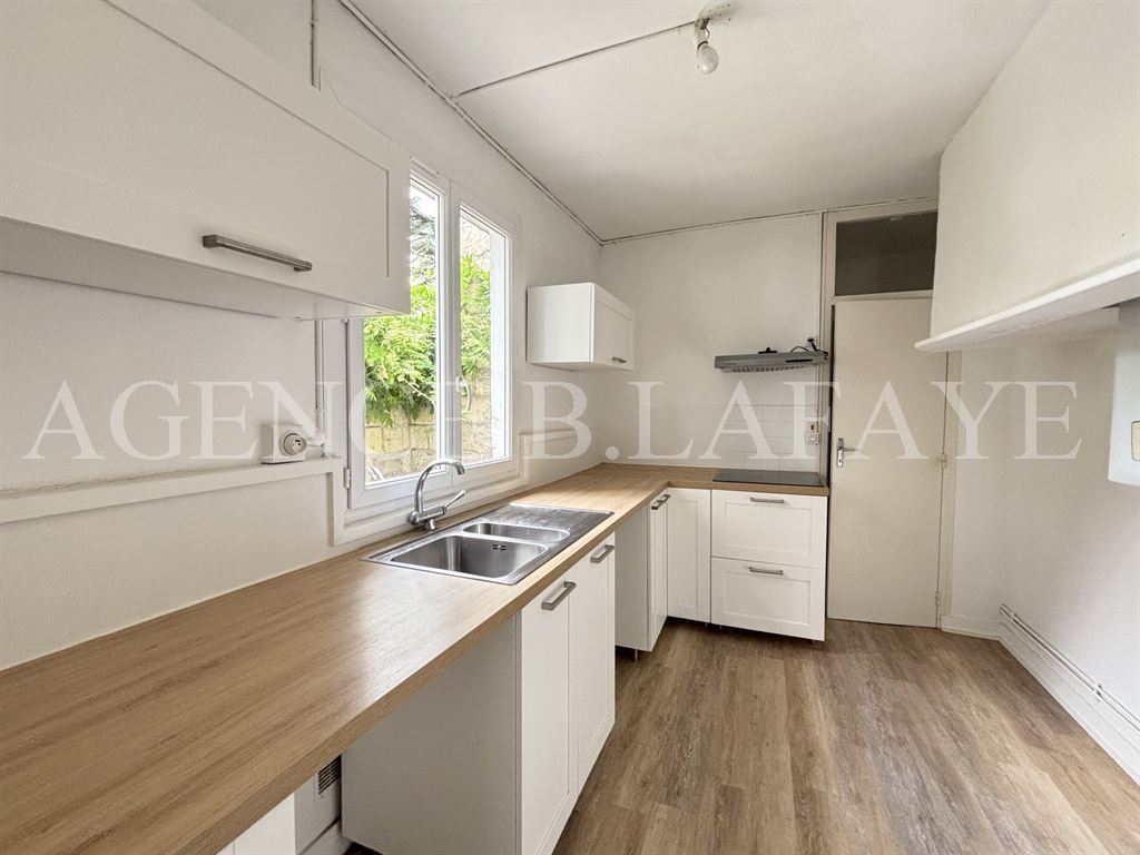apartment 2 rooms for rent on BORDEAUX (33000)