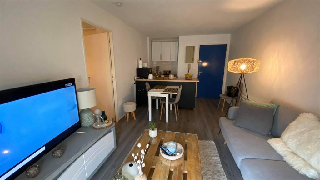 apartment 2 rooms for rent on BORDEAUX (33000)
