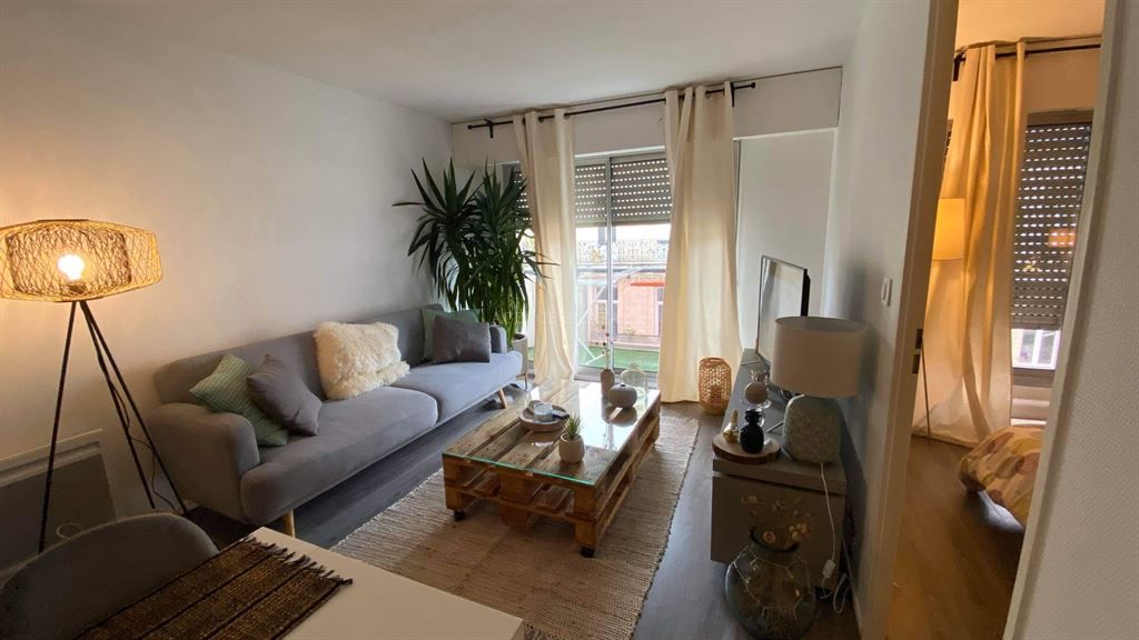 apartment 2 rooms for rent on BORDEAUX (33000)