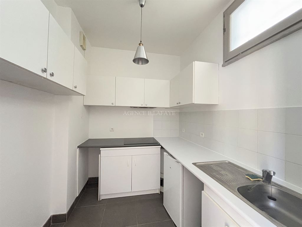 apartment 2 rooms for rent on BORDEAUX (33000)