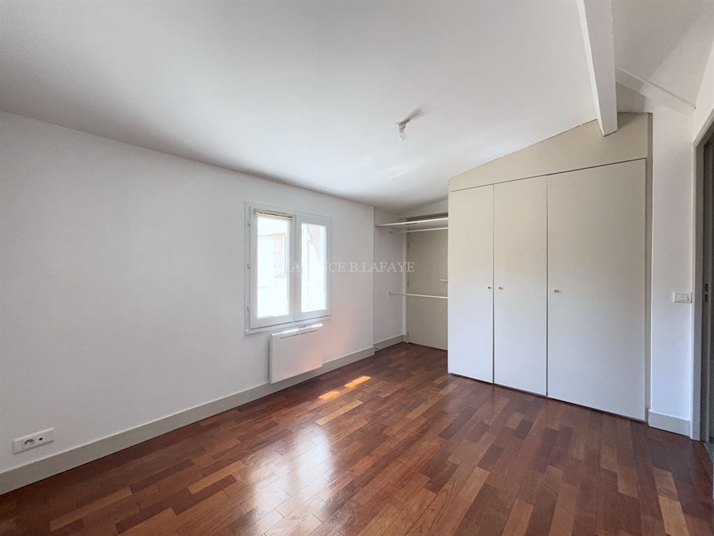 apartment 2 rooms for rent on BORDEAUX (33000)