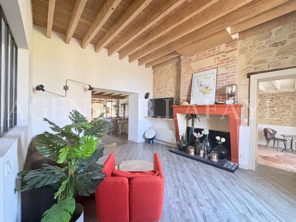 property 7 rooms for sale on BORDEAUX (33000)