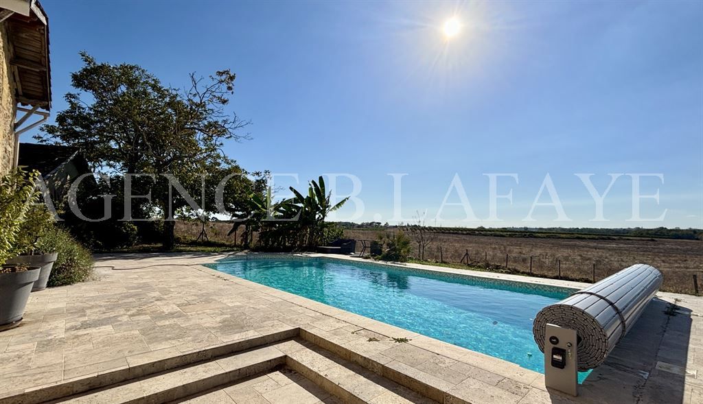 property 7 rooms for sale on BORDEAUX (33000)