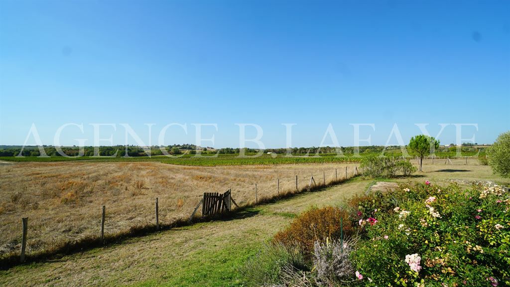 property 7 rooms for sale on BORDEAUX (33000)