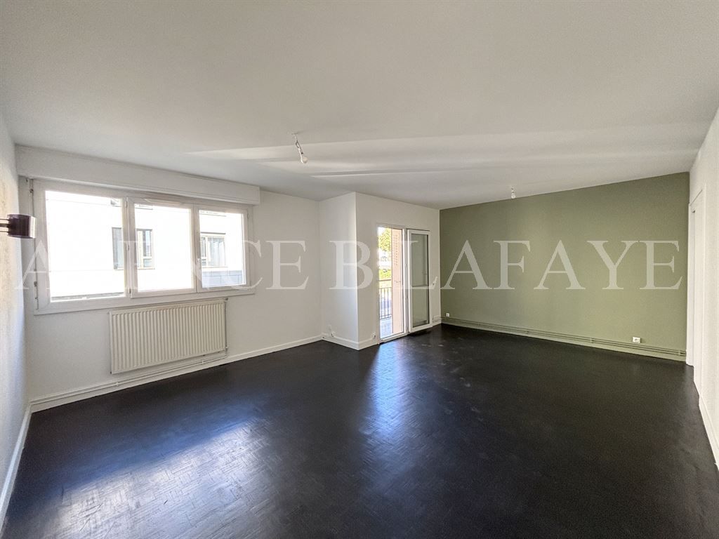 apartment 3 rooms for rent on BORDEAUX (33000)