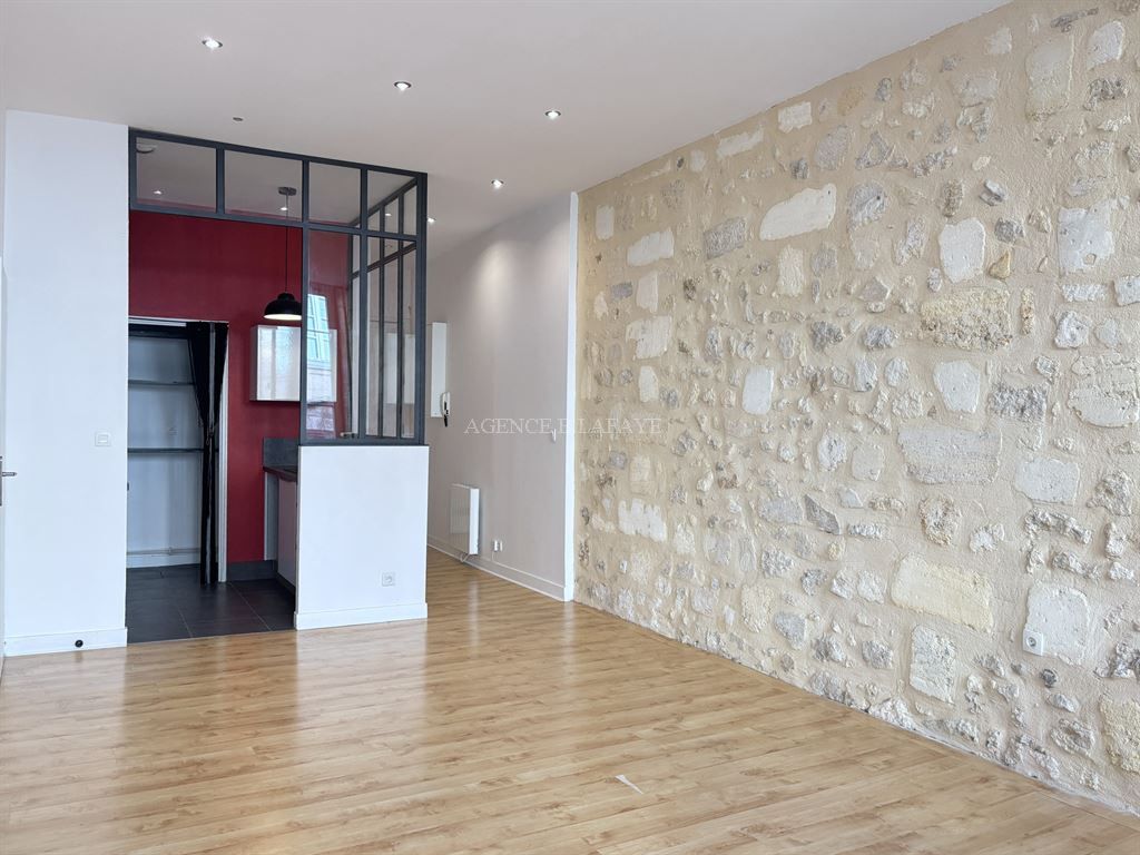 apartment 3 rooms for rent on BORDEAUX (33000)