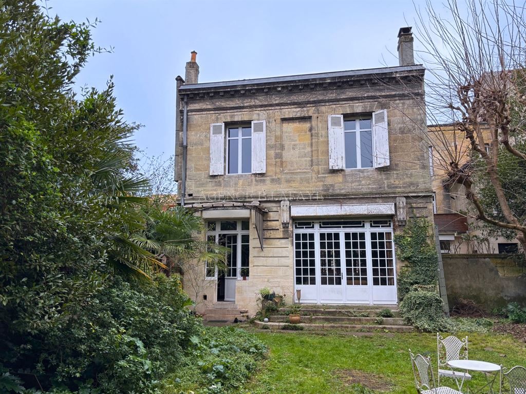 maison 12 pièces en vente sur BORDEAUX (33000)