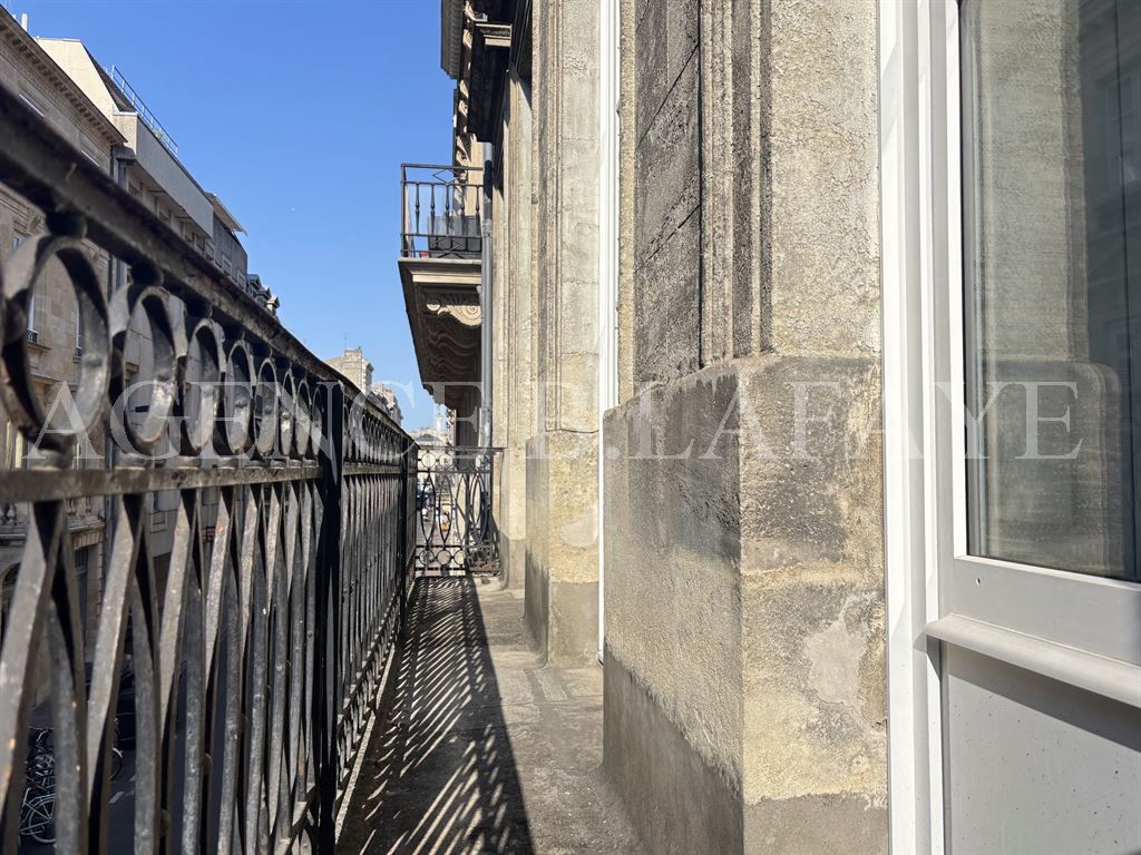 appartement 3 pièces en vente sur BORDEAUX (33000)
