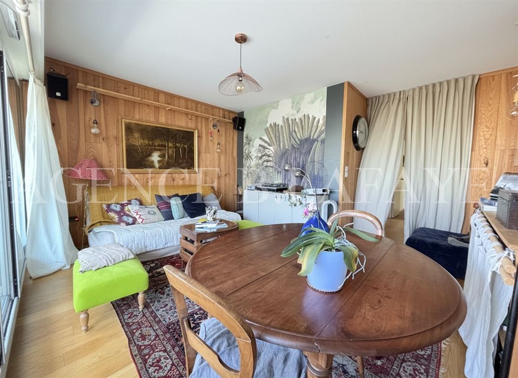 apartment 2 rooms for sale on BORDEAUX (33000)
